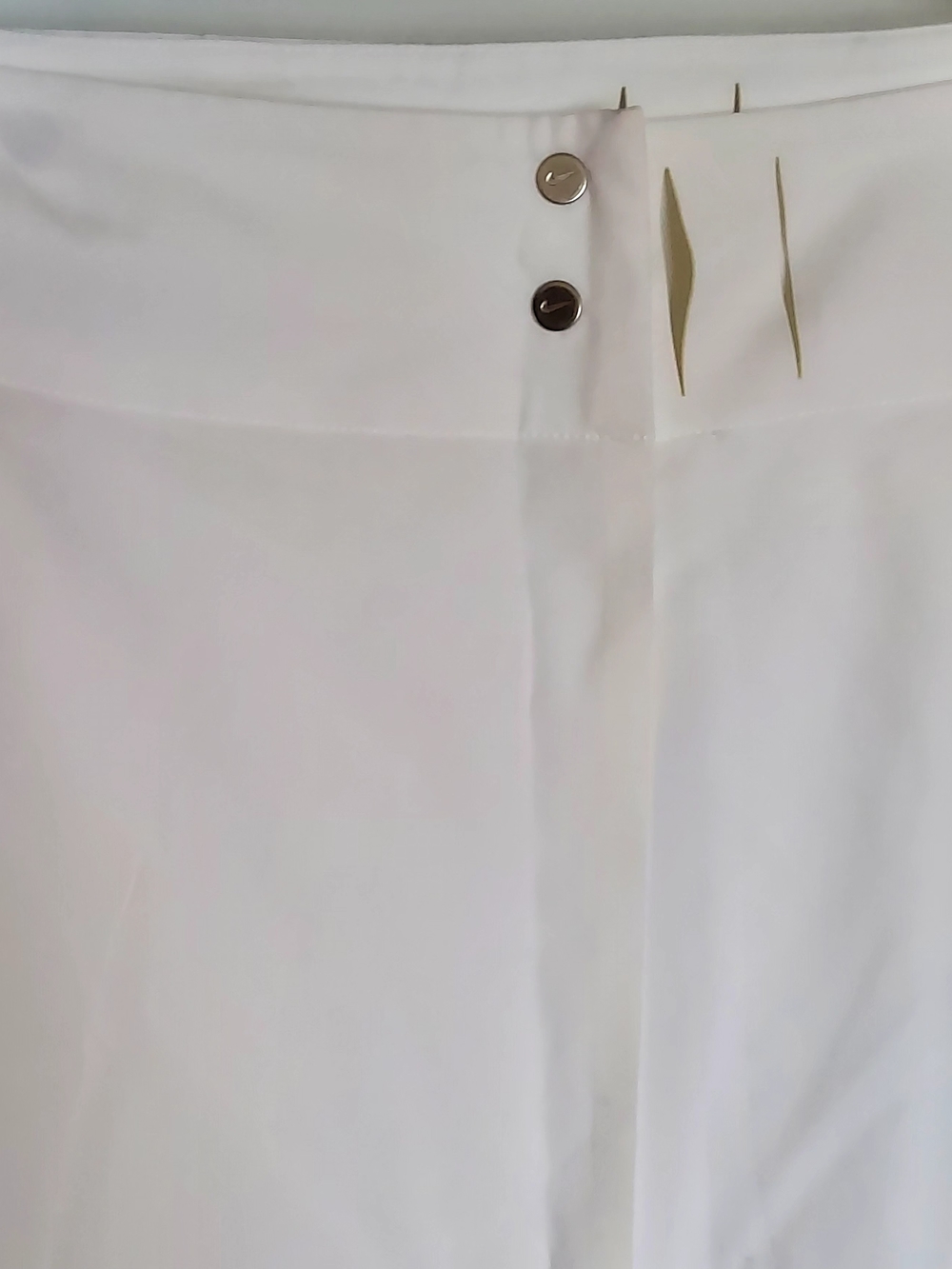 Nike Women’s White Athletic Skort - Picture 9 of 9